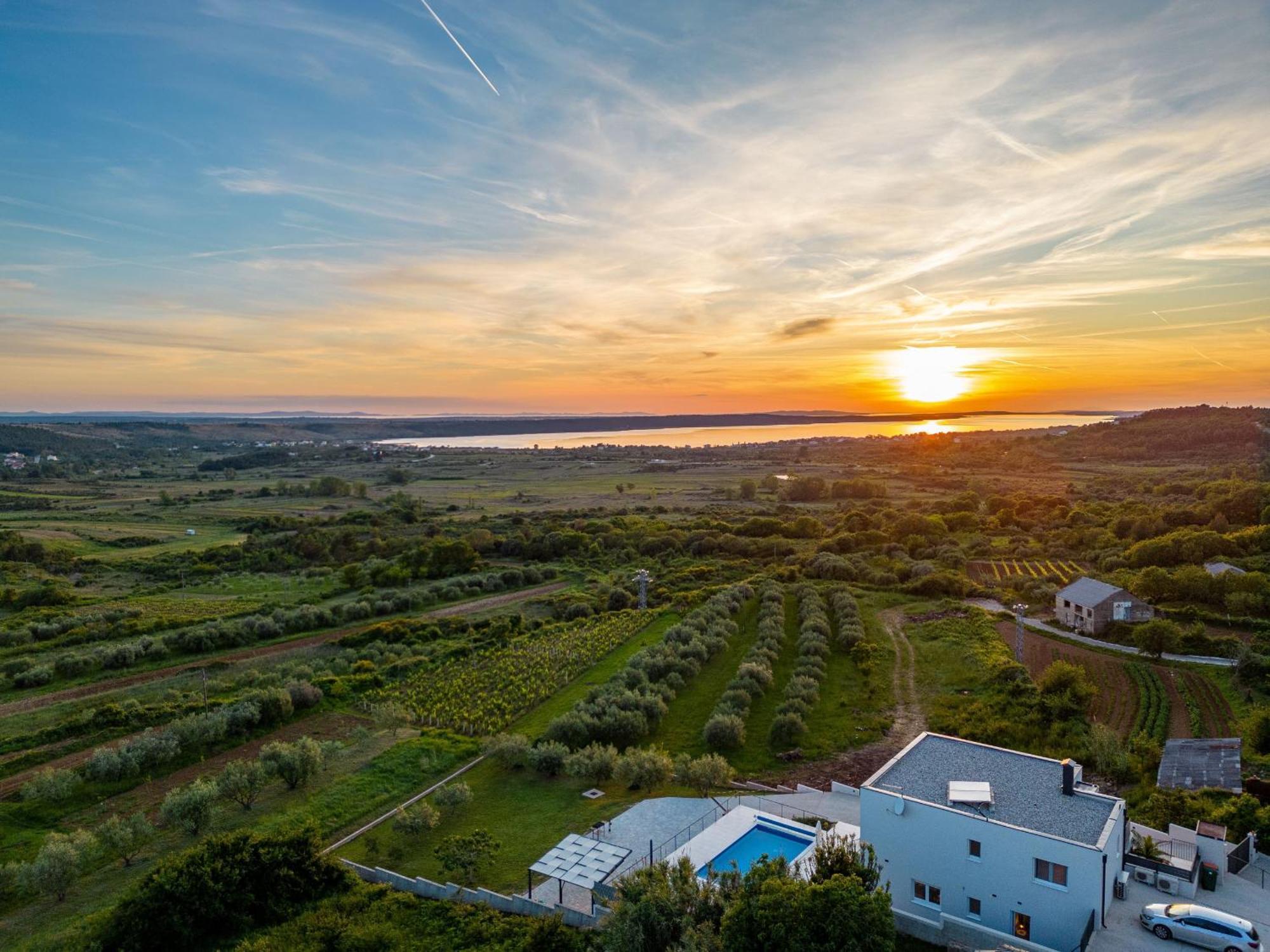 Villa Suton Zadarvillas Podvrsje Eksteriør billede